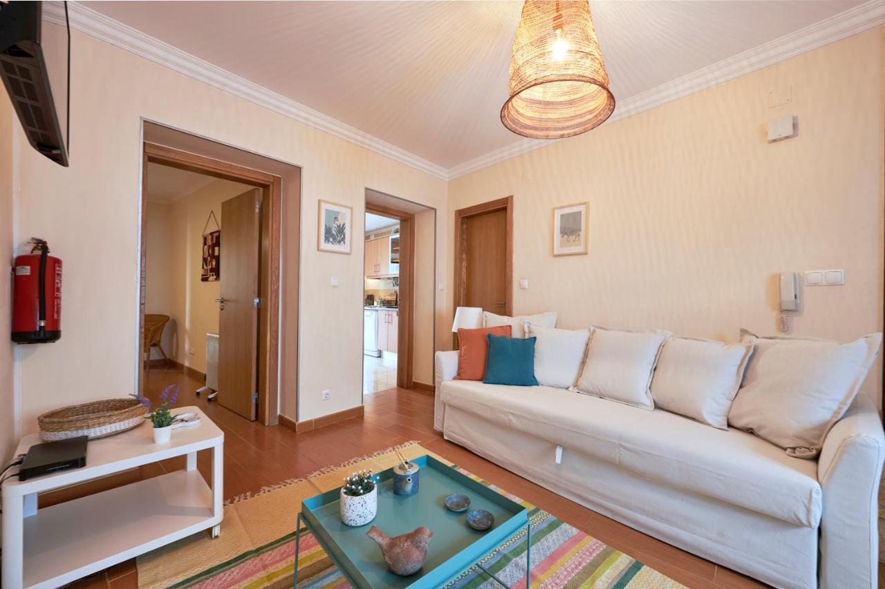 Spacious And Renovated Apartment With Amazing Patio, By Timecooler Lisboa Exterior foto
