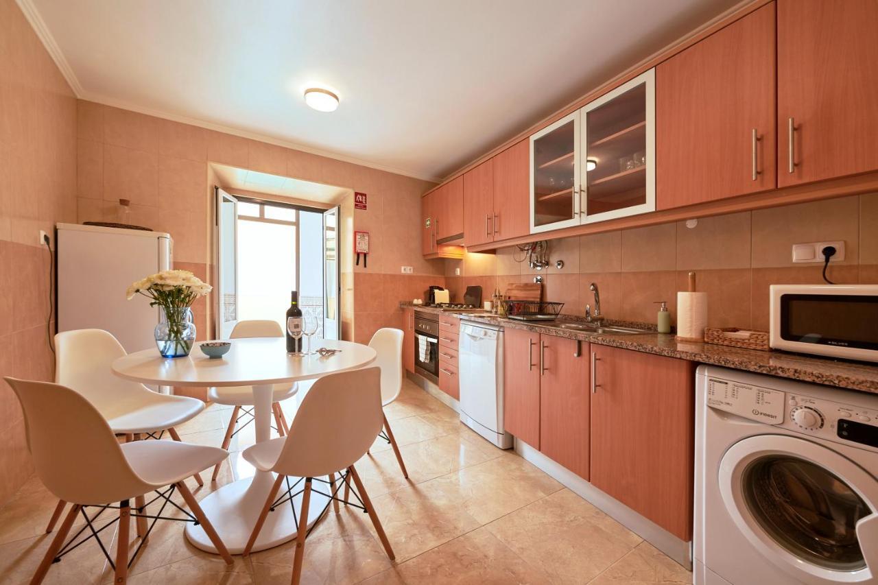 Spacious And Renovated Apartment With Amazing Patio, By Timecooler Lisboa Exterior foto