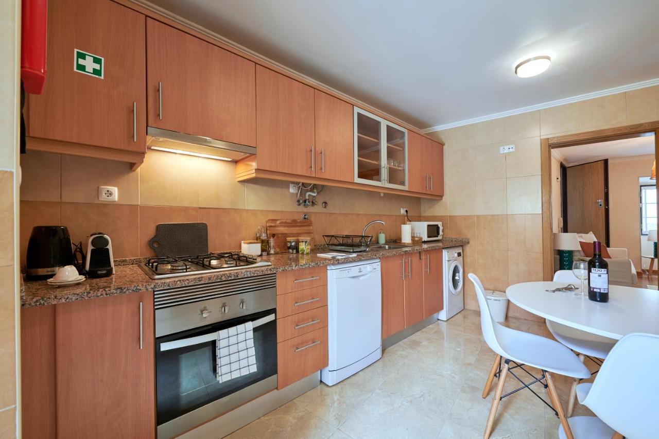 Spacious And Renovated Apartment With Amazing Patio, By Timecooler Lisboa Exterior foto