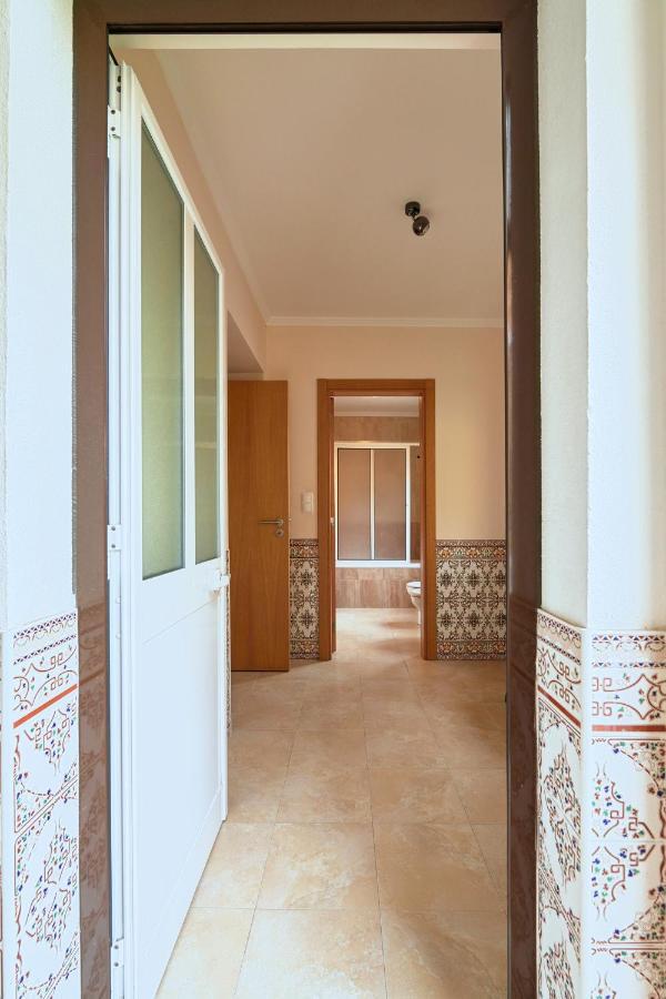Spacious And Renovated Apartment With Amazing Patio, By Timecooler Lisboa Exterior foto